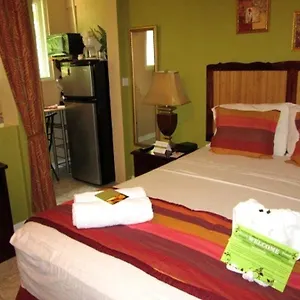 narakiels-inn.comcaribbean.com/